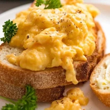 Scrambled eggs - soft and creamy, just as they should be! Recipe Page