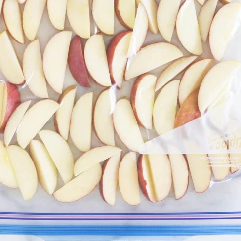 How to Freeze Apples (the Easy Way) Image