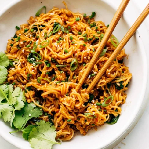 Saucy Gochujang Noodles with Chicken Image