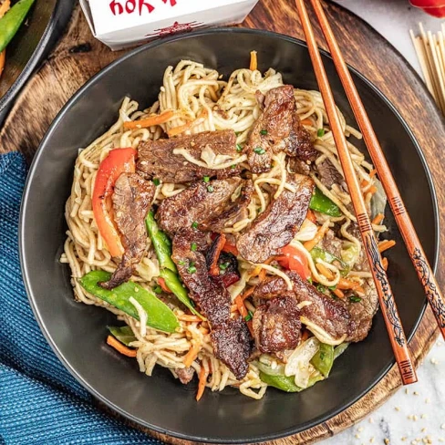 Savory Beef Lo Mein Image