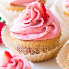 Strawberry Cupcakes with Creamy Strawberry Buttercream Recipe Page