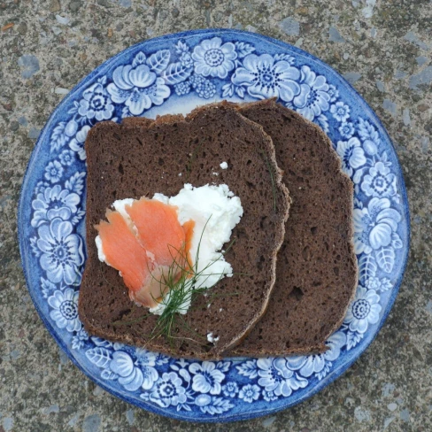 Pumpernickel Bread Image