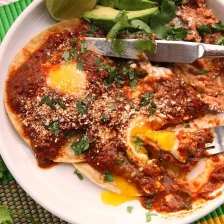 Quick and Easy Huevos Rancheros With Tomato-Chile Salsa Recipe Page