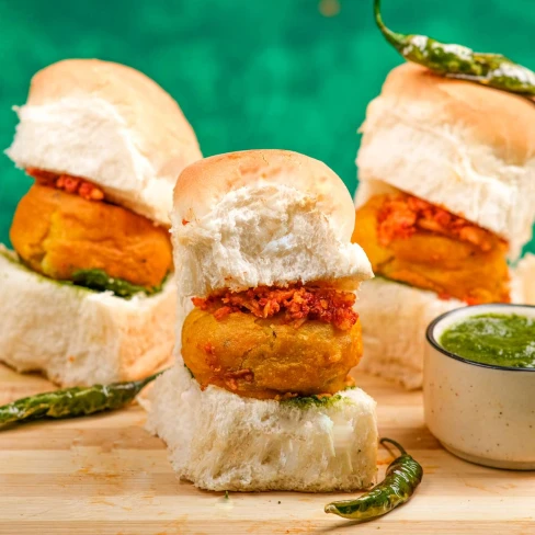 These Spicy Fried Potato Balls In Rolls Are Mumbai&#039;s Most Popular Snack Image