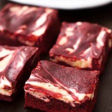 Red Velvet Cheesecake Swirl Brownies Recipe Page