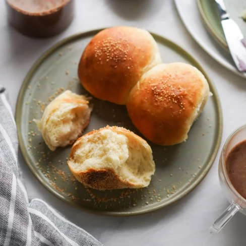 Pandesal (Soft &amp; Fluffy Filipino Bread Rolls) Image