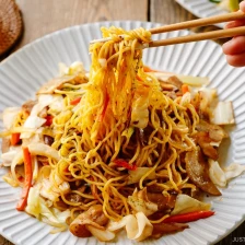 Yakisoba (Japanese Stir-Fried Noodles) Recipe Page