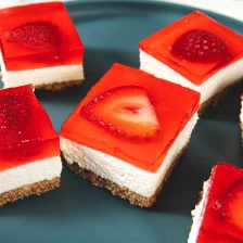 Strawberry Pretzel Salad Recipe Page