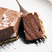 Mind-Blowing Vegan Chocolate Pie Recipe Page