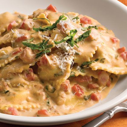 Tuscan Pasta With Tomato-Basil Cream Image