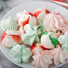 Keto Peppermint Meringues (Gluten-Free) Recipe Page