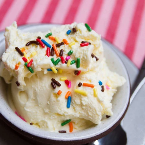 Soft And Rich Vanilla Frozen Custard Recipe Image