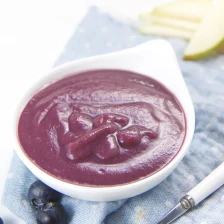 5-Minute Pear + Blueberry Baby Puree Recipe Page