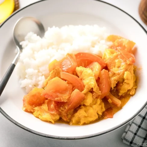 Stir-Fried Tomatoes and Eggs Image