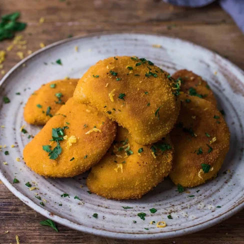 Portuguese Shrimp Empanadas (Rissóis De Camarão) Image