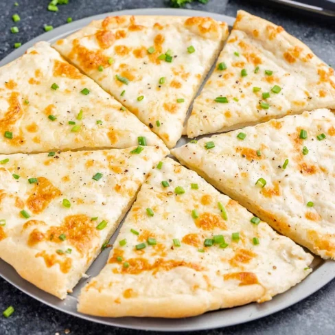 Creamy Alfredo Pizza Image