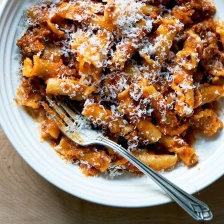 The Instant Pot Miracle: One-Pan Pasta &amp; Meat Sauce Recipe Page