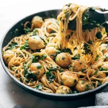 Garlic Herb Spaghetti With Baked Chicken Meatballs Recipe Page