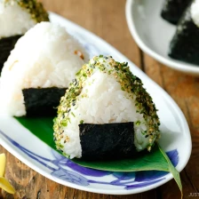 Onigiri (Japanese Rice Balls) Recipe Page