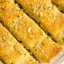 Vegan Garlic Parmesan Breadsticks Recipe Page