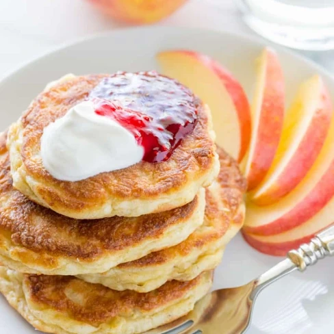 Farmers Cheese Pancakes with Apple (Syrniki) Image