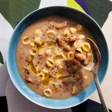 Pasta e Fagioli (Italian Bean and Pasta Soup) Recipe Page