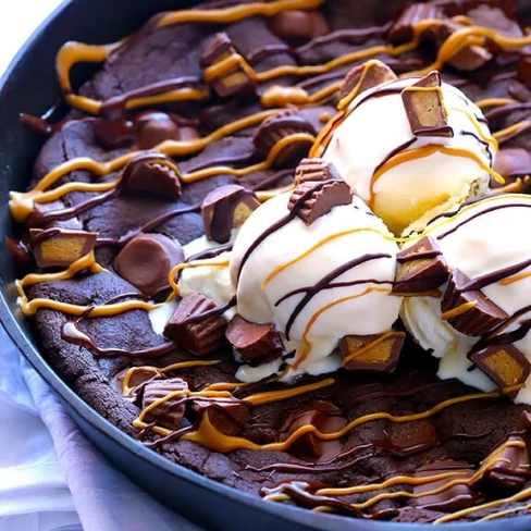 Chocolate Peanut Butter Skillet Cookie Image