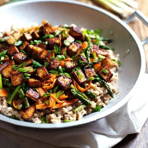 Honey Ginger Tofu and Veggie Stir Fry Image