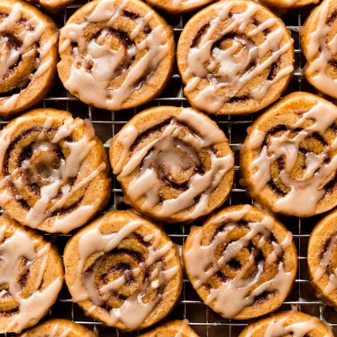 Pumpkin Spice Roll Cookies Image