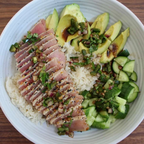 Everything Bagel Seared Tuna Bowl Image