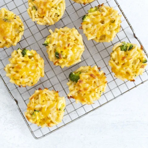 Easy Mac and Cheese Bites (Mac and Cheese Cups) Image