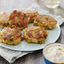 Maryland Crab Cakes with Quick Tartar Sauce Recipe Page