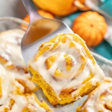 Pumpkin Cinnamon Rolls Recipe Page