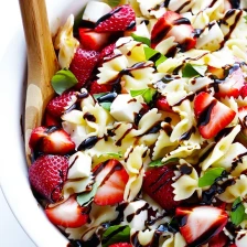 5-Ingredient Strawberry Caprese Pasta Salad Recipe Page