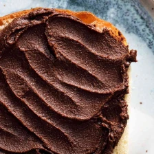 Crispy, Crunchy Homemade Nutella (Chocolate-Hazelnut Spread) Recipe Page