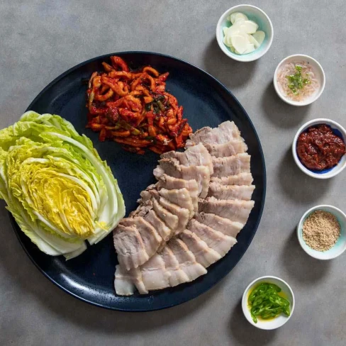 Bossam (Korean Boiled-Pork Wraps) Recipe Image