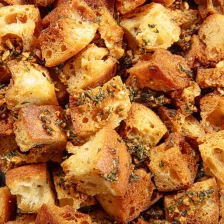 If You Love Garlic Bread, You&#039;ll Love These Homemade Croutons Recipe Page