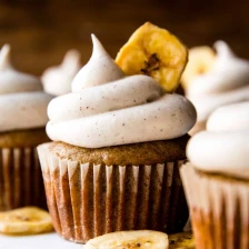 Banana Cupcakes with Cinnamon Cream Cheese Frosting Recipe Page