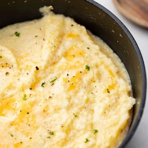 Creamy Cheesy Grits Image