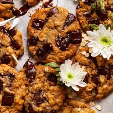 Brown butter oatmeal choc chip cookies Recipe Page