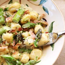 Ricotta Gnocchi With Asparagus and Prosciutto Recipe Recipe Page