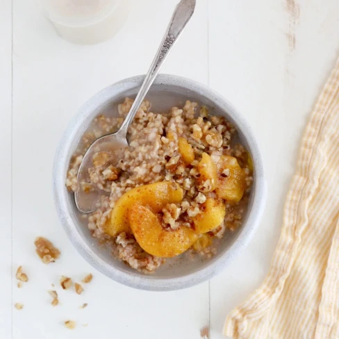 Megan&#039;s Instant Pot Peaches &amp; Cream Steel-Cut Oatmeal Image