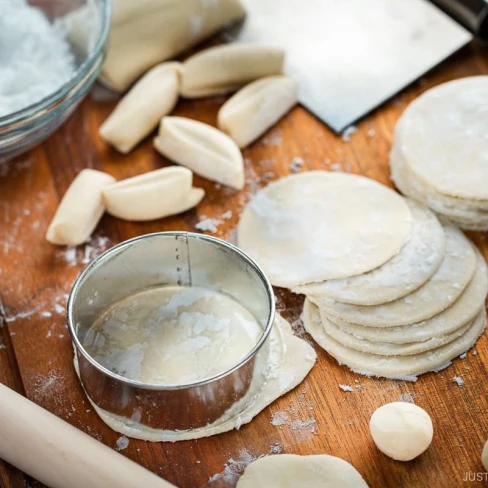 Gyoza (Japanese Potsticker) Wrappers Image