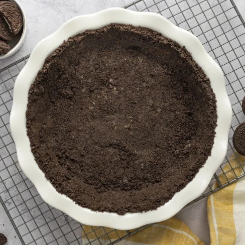 Oreo Cookie Crust Image