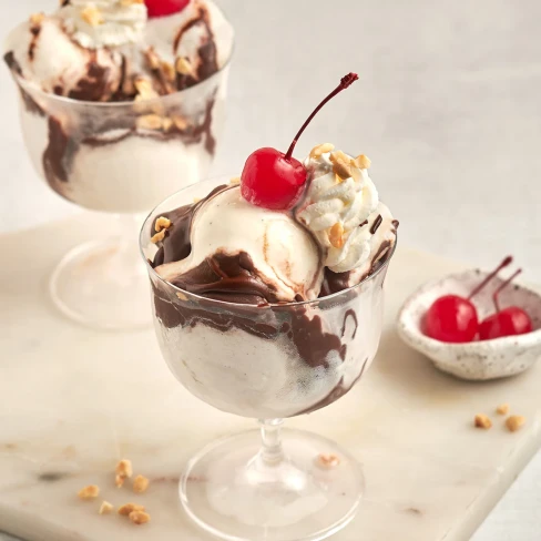 Hot Fudge Sundaes Image