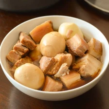 Thịt Kho - Vietnamese Braised Pork with Eggs Recipe Page