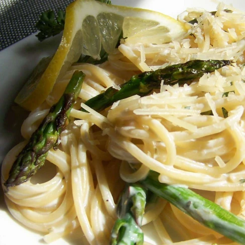 Creamy Asparagus Pasta Image