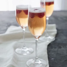 Kir Royale Recipe Page