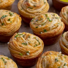 Cheesy Garlic Cruffin Recipe Page