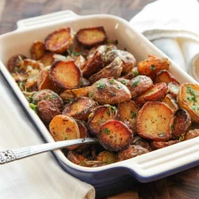 Ultra-Crispy New Potatoes With Garlic, Herbs, and Lemon Recipe Recipe Page